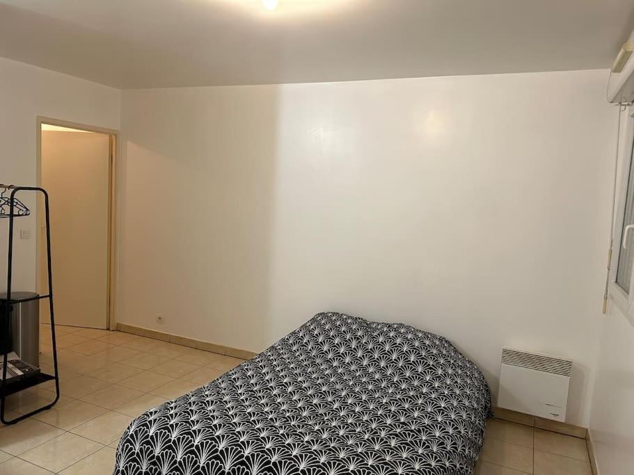 Studio A 2 Pas Du Metro Clichy Dış mekan fotoğraf